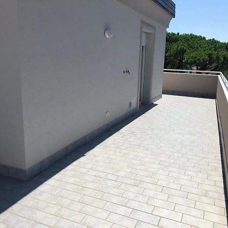 Appartamenti Abel Riccione Luaran gambar