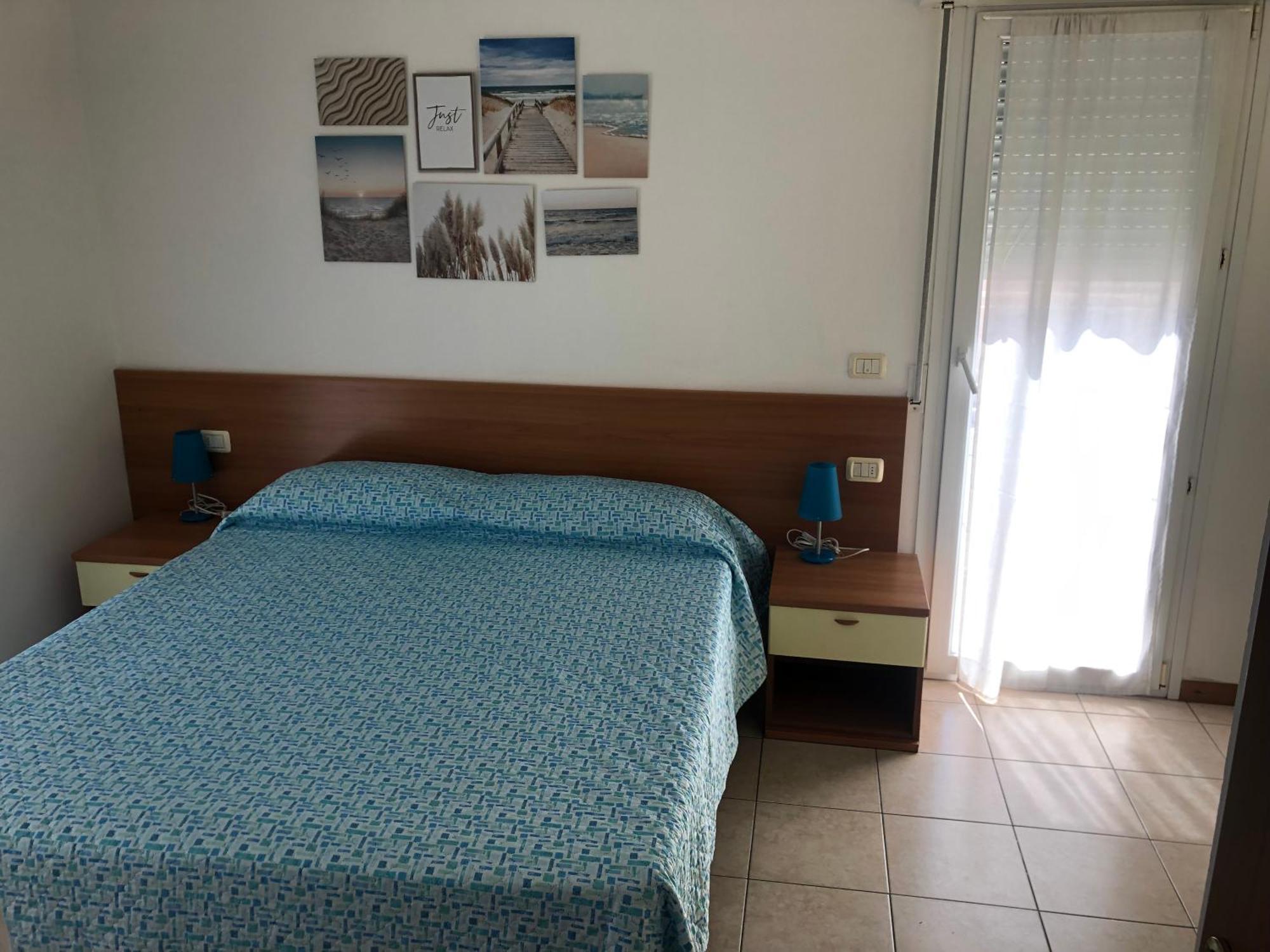 Appartamenti Abel Riccione Luaran gambar